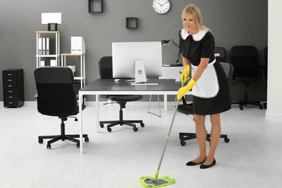 办公室清洁用品的清洁工队 图文设计与制作全攻略